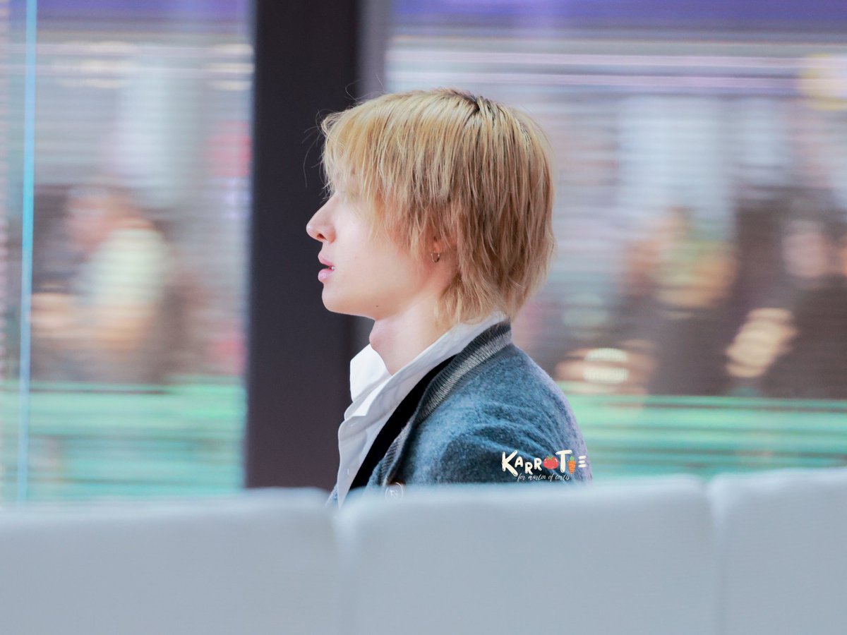 kmarrotie's tweet photo. AIRPORT🛫 | 260619
there he is
#MARTIN #마틴 #CORTIS https://t.co/aR20PIULz9