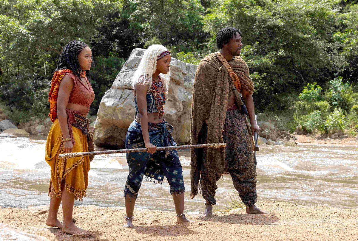 HollywoodHandle's tweet photo. First looks at ‘CHILDREN OF BLOOD AND BONE.’

Releasing in theaters on January 15. https://t.co/LsyIAbzAjd