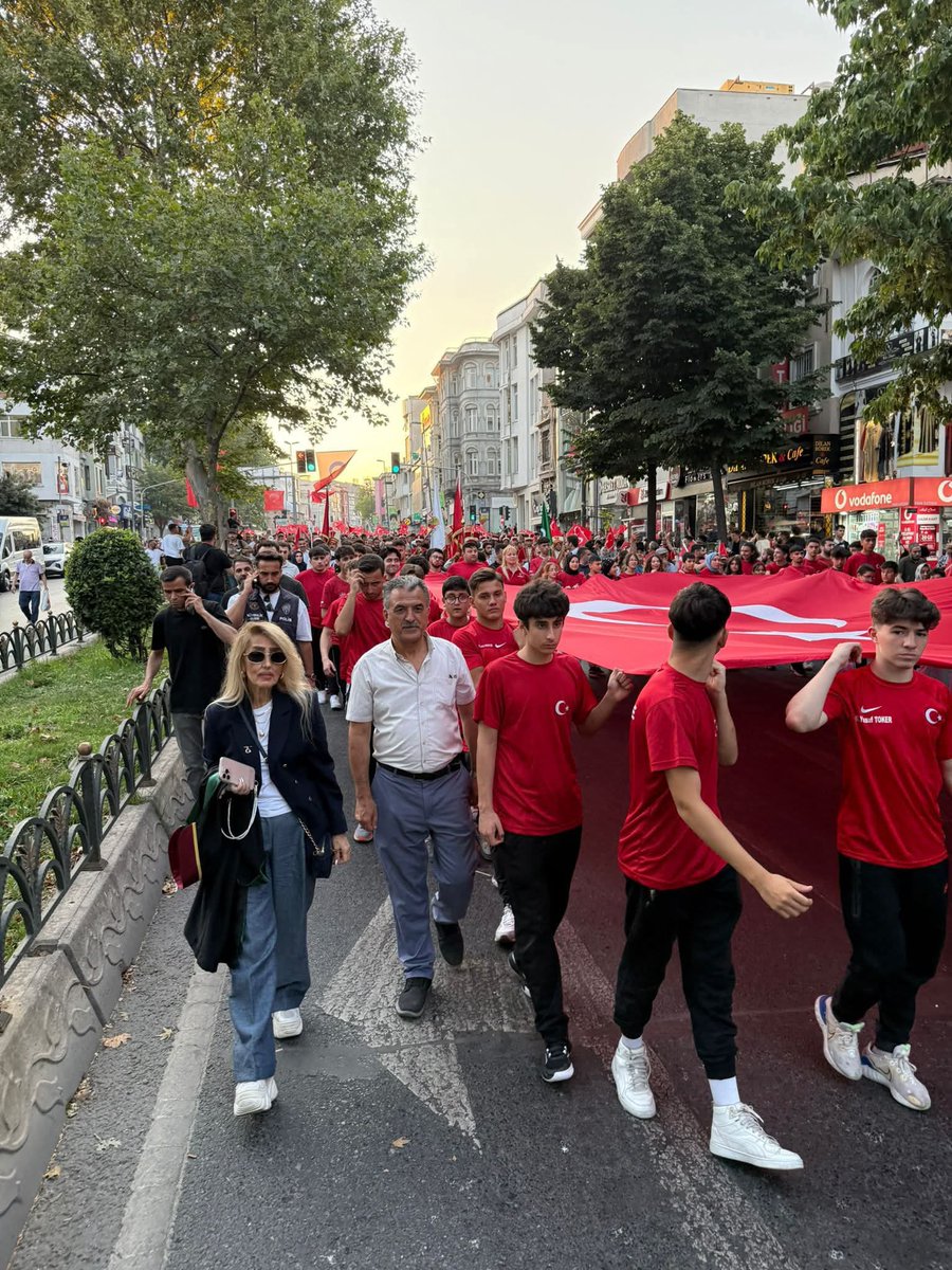 kamilakyol60's tweet photo. #15temmuz2016
Unutmadık 
Unutmayacağız https://t.co/dN7I8hXU4U