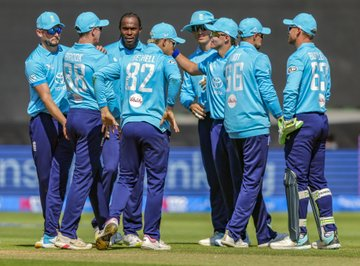 kalingatv's tweet photo. #BREAKING | India vs England 2nd ODI | Batting first, India 233-all out in 44 overs at Sophia Gardens, Cardiff in Wales. 

Shreyas Iyer 66, Virat Kohli 65, Jofra Archer 47-3, Gus Atkinson 50-3. 
#IndiavsEngland https://t.co/D9vXQ0eVOA