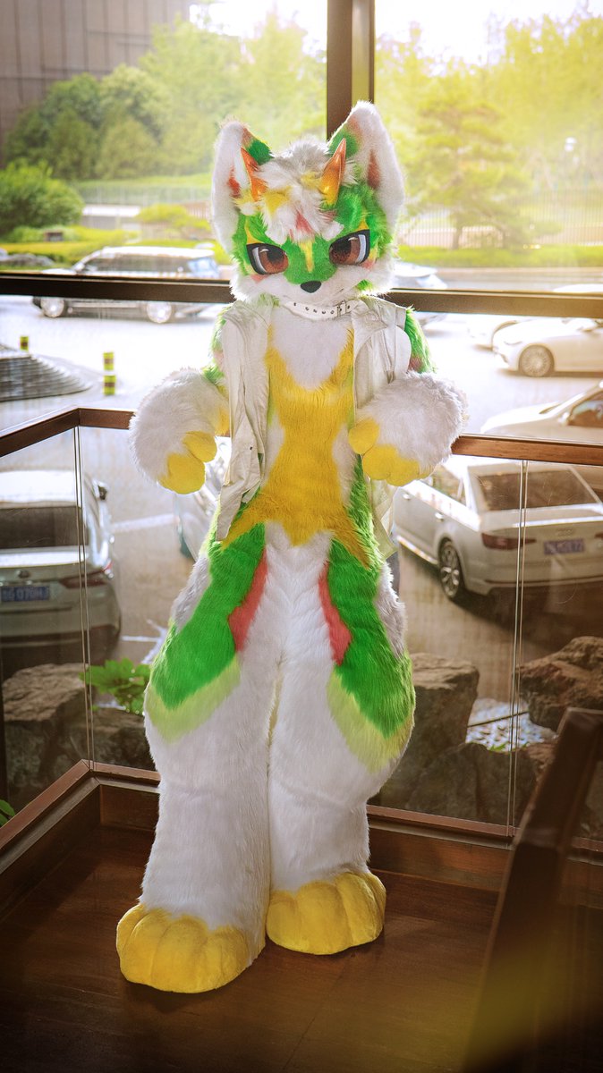 HoneyLemon13457's tweet photo. Fursuit Friday!
Hello pretty boy~
📷 @LovelyT46060985 https://t.co/GZj3tqjxr9