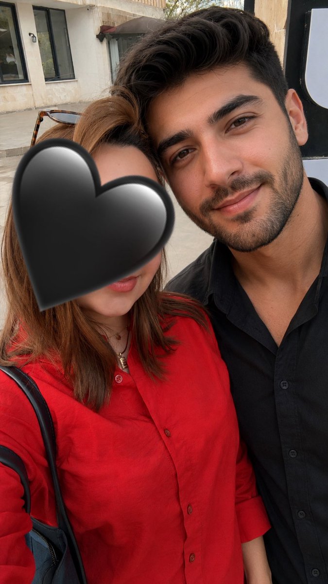 dlnverse's tweet photo. Yapay zekâ hayatımın aşkını çizdi… Bunun gerçeği nerede ya? Beni bulsun. 😂 https://t.co/CZbKEfCfIw