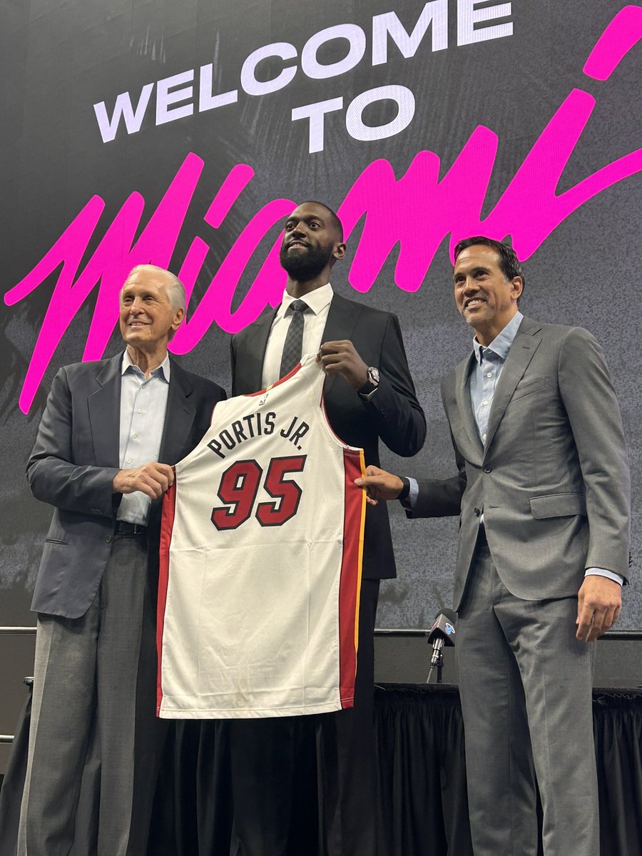LockedOnHeat's tweet photo. Chants of “Bobby Portis!” breaking out before he walks on stage https://t.co/SUmVRAACL6