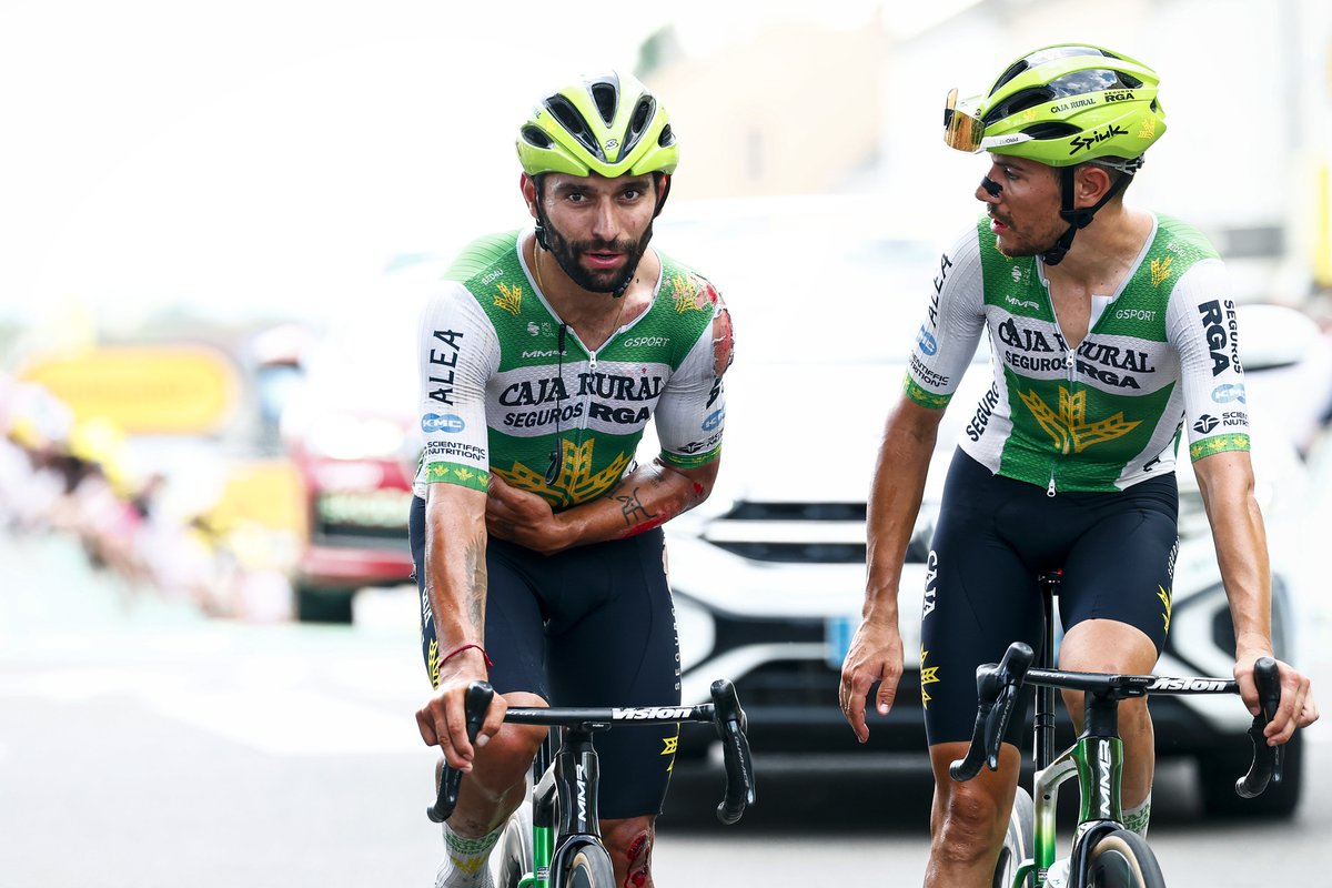 CajaRural_RGA's tweet photo. ❌ Una caída en el sprint ha dado al traste con el #TDF2026 de Fernando Gaviria. El colombiano debe dejar la carrera por culpa de una fractura en su clavícula izquierda

🤕 Mucho ánimo al bravo velocista colombiano.

📝 https://t.co/nRb2aCJQ5Y

📸 Sprint Cycling https://t.co/cmzbBdD501