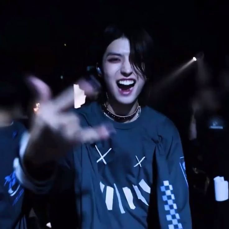 miasmatictyokki's tweet photo. i love him and his smile sm to an unhealthy extent https://t.co/1sVy1vUTJG