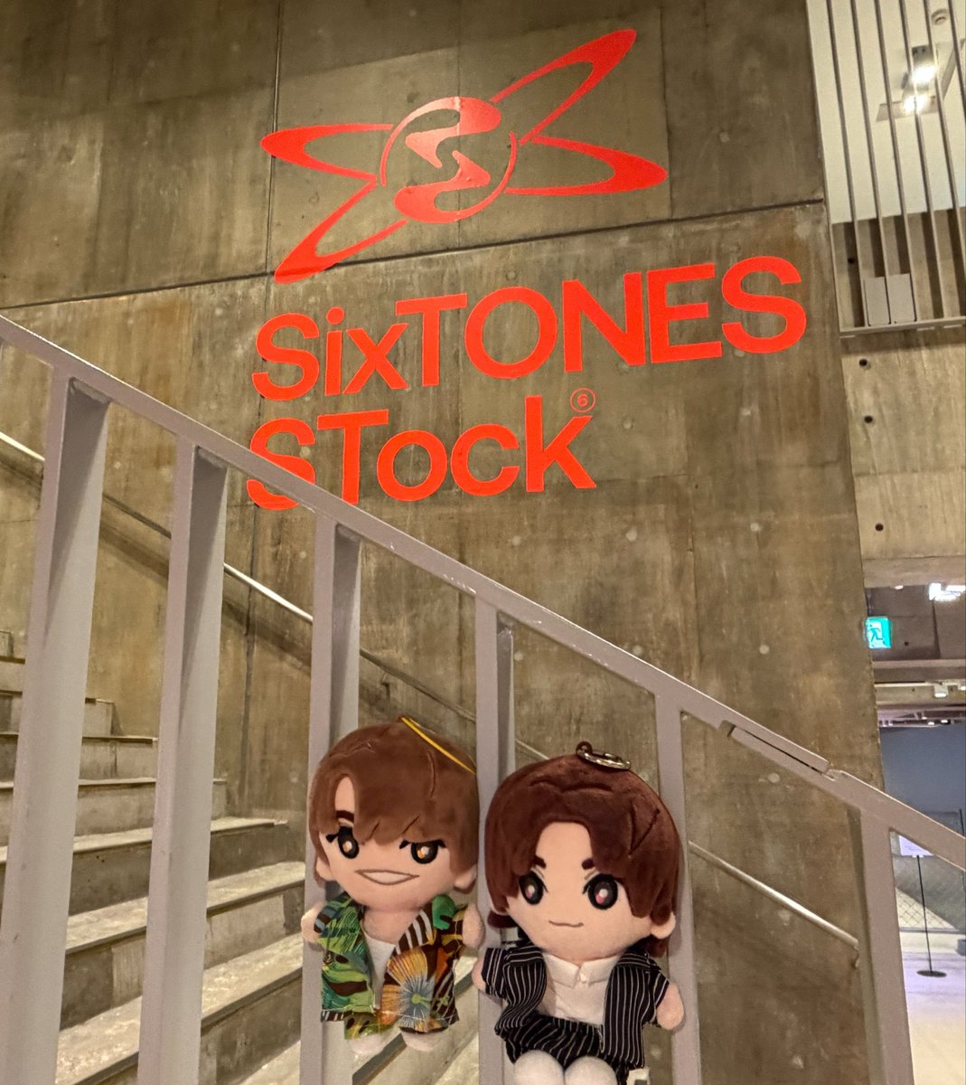 hi_me_ko's tweet photo. ストスト、ありがたい先人たちのレポと地図をできる限り予習して行ったけどいざ始まるとテンパってアワアワしてほんとに40分が秒だった (ᵕ⩊ᵕ̩̩ )ANNの写真もっと接写すれば良かったし９マスも球児ももっとガチりたかった❕
撮影禁止エリアほんと感慨深くて、、6人で叶って良かったねぇ😭 https://t.co/x1dsT4n2hi