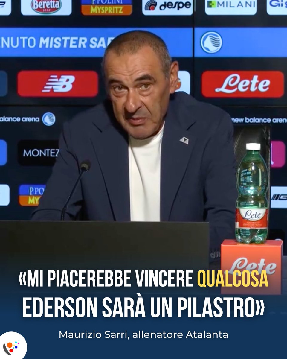 RadioSportiva's tweet photo. 🗣️#Sarri: «Sono a Bergamo per la stima del club. Spero di vincere col lavoro: a volte il viaggio è più bello della meta. Con #Giuntoli c'è intesa, la rosa è già fortissima. #Ederson? Ha grande voglia di rimanere, con la testa giusta sarà un nostro pilastro» .
⚫️🔵#Atalanta https://t.co/7jgQuW3D04