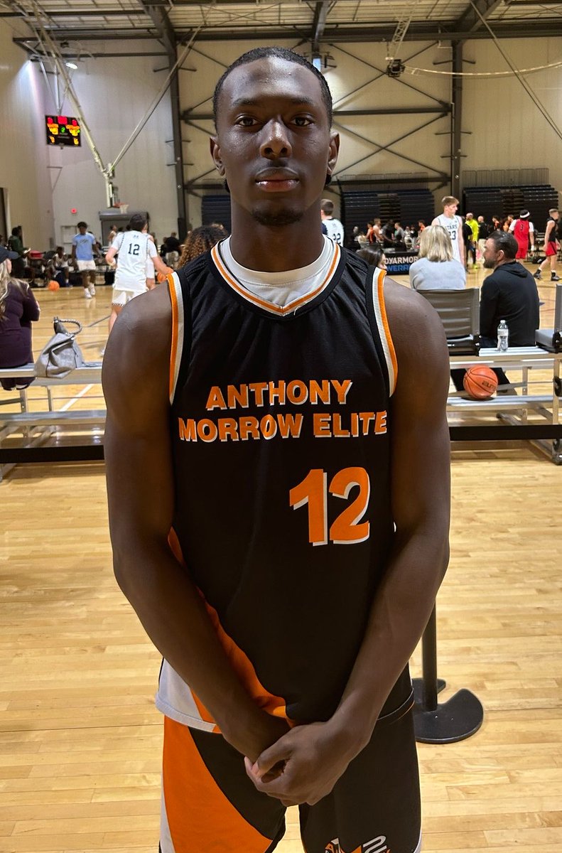 indybball1967's tweet photo. Coaches checkout 2027 Guard LAURENCE BLACK @blacklaurence08 playing with Anthony Morrow Elite @DormecoC https://t.co/ifCN9wP0Ya