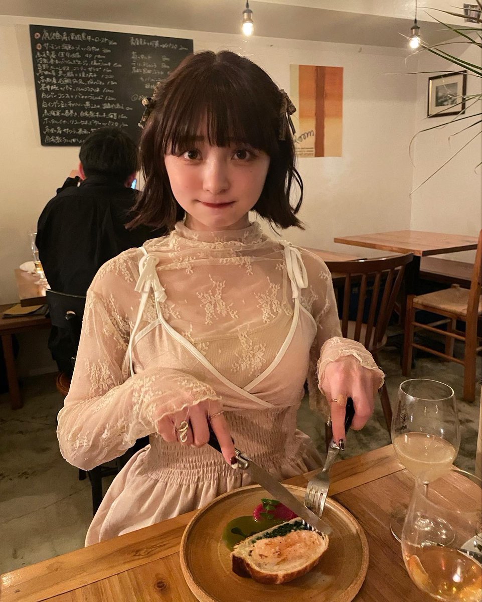 tceu39's tweet photo. 顔ガキのくせにしっかり体メスなのほんっと芯入る💞💞💢 https://t.co/GvxSuP7tIL
