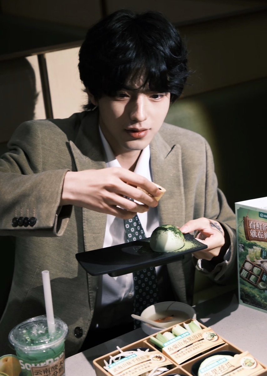 lengso's tweet photo. anw gotta drop another photoshoot from my baobei yuanyuan 😛🩷 
#淑元 #shuyuan #deepin https://t.co/Ck3MNUJsme