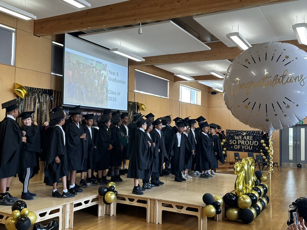 TurnhamPrimary's tweet photo. Year 6 graduation today was beautiful 😍
We are so proud of them 🏆 #graduation #year6 #school
@thesteptrust #PUPAC #Lewisham #school #Brockley #London #teachers #education #books #reading https://t.co/YzE6U78PRh