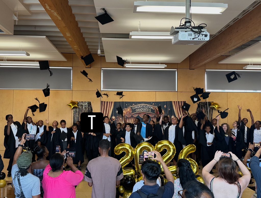 TurnhamPrimary's tweet photo. Year 6 graduation today was beautiful 😍
We are so proud of them 🏆 #graduation #year6 #school
@thesteptrust #PUPAC #Lewisham #school #Brockley #London #teachers #education #books #reading https://t.co/YzE6U78PRh
