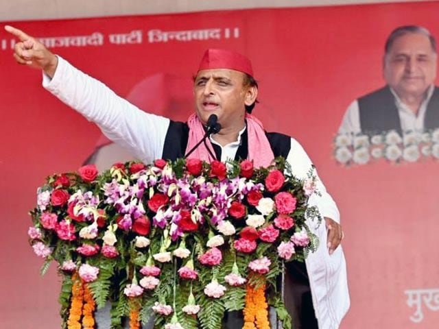 tufail00's tweet photo. अगर जौहर यूनिवर्सिटी को गिरने से, तबाह होने से आप नहीं बचा पाए तो यक़ीन मानिये नेता जी आप सत्ता में आने के हक़दार नहीं होंगे।

इतनी ताक़त, इतना जनसमर्थन होने के बावजूद आपकी आँखों के आगे ये सब हो जाये... फिर तो आपसे किसी भी तरह की उम्मीद करना ही बेकार है। https://t.co/kBCYdhSXTv