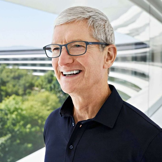TrendingBitcoin's tweet photo. APPLE CEO TIM COOK: "I OWN BITCOIN. I THINK IT'S INTERESTING." 👀 https://t.co/MFBAso4FoL