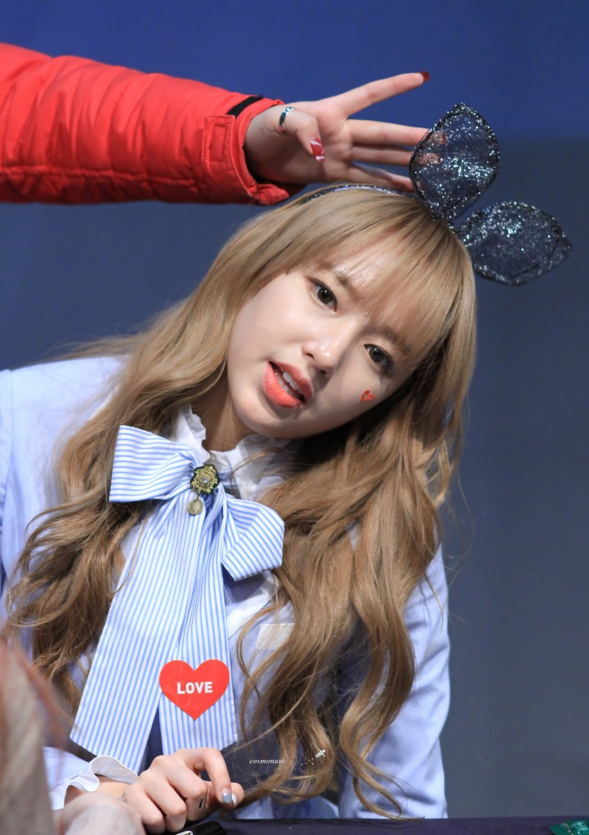 cosmonaut_0715's tweet photo. 170204 강남 팬싸 직찍
✨Happy Seongso Day🥳🥰
https://t.co/SO9OJxfWF3
#우주소녀 #성소 #ChengXiao
#WJSN #CosmicGirls
#Just_tell_me_why #손을뻗어닿을수있게
@WJSN_Cosmic @chengxiao_0715 https://t.co/n4dNkVXuFo