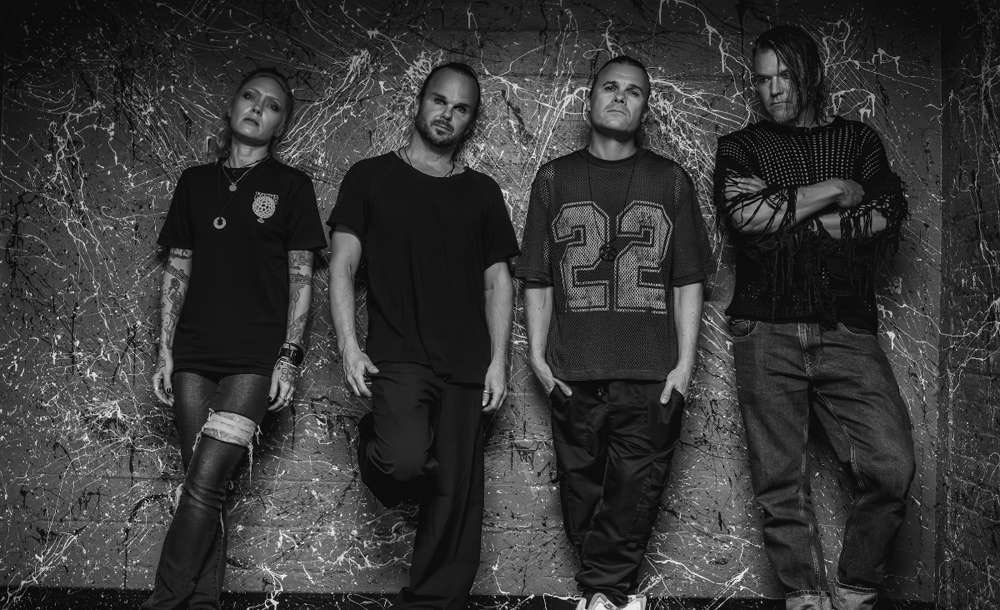 KNAC.COM tweet media