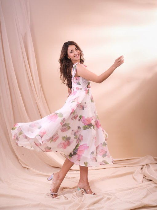 Mounikaa29's tweet photo. Mahima Makwana
#MahimaMakwana #Mahima https://t.co/gCMHtMDeoo