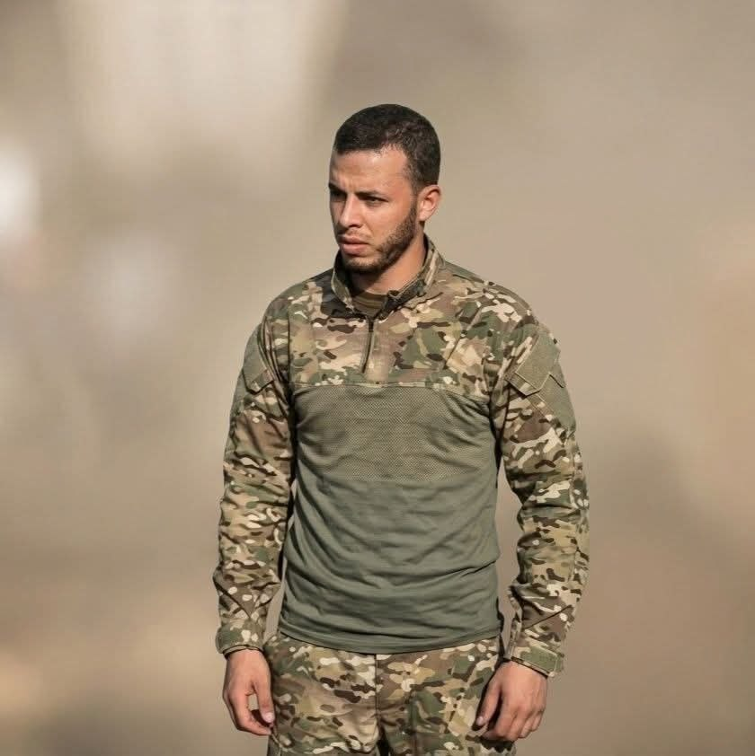 isaacrrr7's tweet photo. 🚨 ÚLTIMA HORA: Israel eliminó a Anas Hamdan, jefe del departamento de medios militares de las Brigadas Al-Qassam (Hamás) en Khan Yunis.

Horas después, Hamás confirmó su muerte y celebró su funeral en la Franja de Gaza.

Un terrorista menos. https://t.co/Jb5lSRTVe7