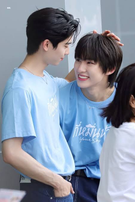 sallutmk18's tweet photo. Thank you for being our safe heaven. The unconditional love you give us as artists means everything. We will always care for you just as much as you care for us! 🤍🦊🍓💕✨Always poon for life 
#AlwaysWithThomas
#tthomastc https://t.co/czASlSULm2