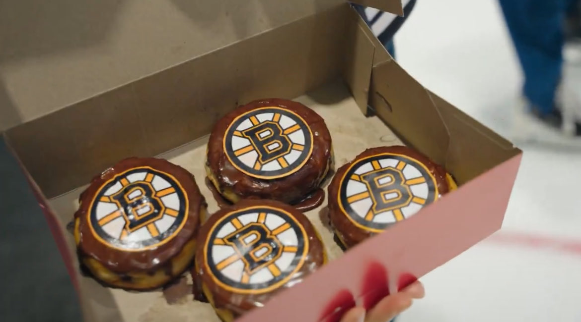 cleong16's tweet photo. @LivMae10 Boston cream! 🍩😂👏 https://t.co/Yskf2Q2V7n