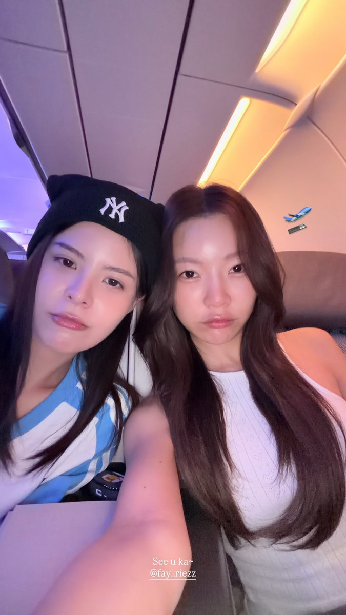ssurff__'s tweet photo. 🛫❤️

#fay_riezz #maywyda https://t.co/qCtD43R6gv