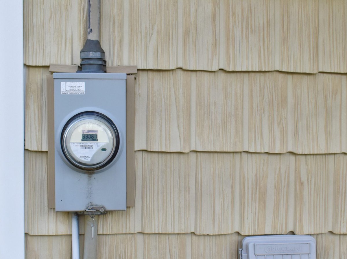 FactorThisMedia's tweet photo. Relief from energy bills unlikely as utilities request billions in rate hikes https://t.co/LncgEwBPia
#Business #News #PolicyRegulation #PowerGrid #DTECH #DTECHDataCentersandAI #DTECHMidwest #DTECHNE https://t.co/kFd6HNLcvd