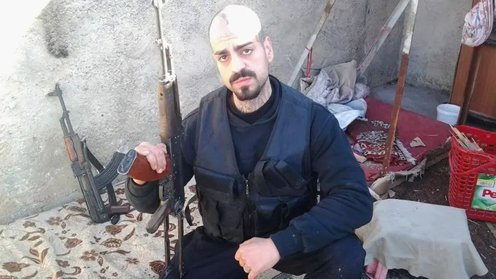 submundodocrime's tweet photo. O destino daqueles membros da Armenian Power 13 de Los Angeles, Califórnia, que foram combater na Síria.

Um morreu e outro vive na Armênia.

A AP leva o número 13 em referência a lealdade com a Máfia Mexicana, La eMe.

Eles também têm ligação com os vorys. https://t.co/SCI47fskoo