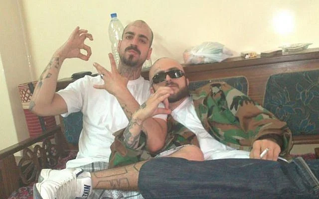 submundodocrime's tweet photo. O destino daqueles membros da Armenian Power 13 de Los Angeles, Califórnia, que foram combater na Síria.

Um morreu e outro vive na Armênia.

A AP leva o número 13 em referência a lealdade com a Máfia Mexicana, La eMe.

Eles também têm ligação com os vorys. https://t.co/SCI47fskoo
