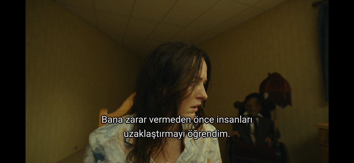 zeyseta's tweet photo. (backrooms - 2026) https://t.co/rynphupwYh