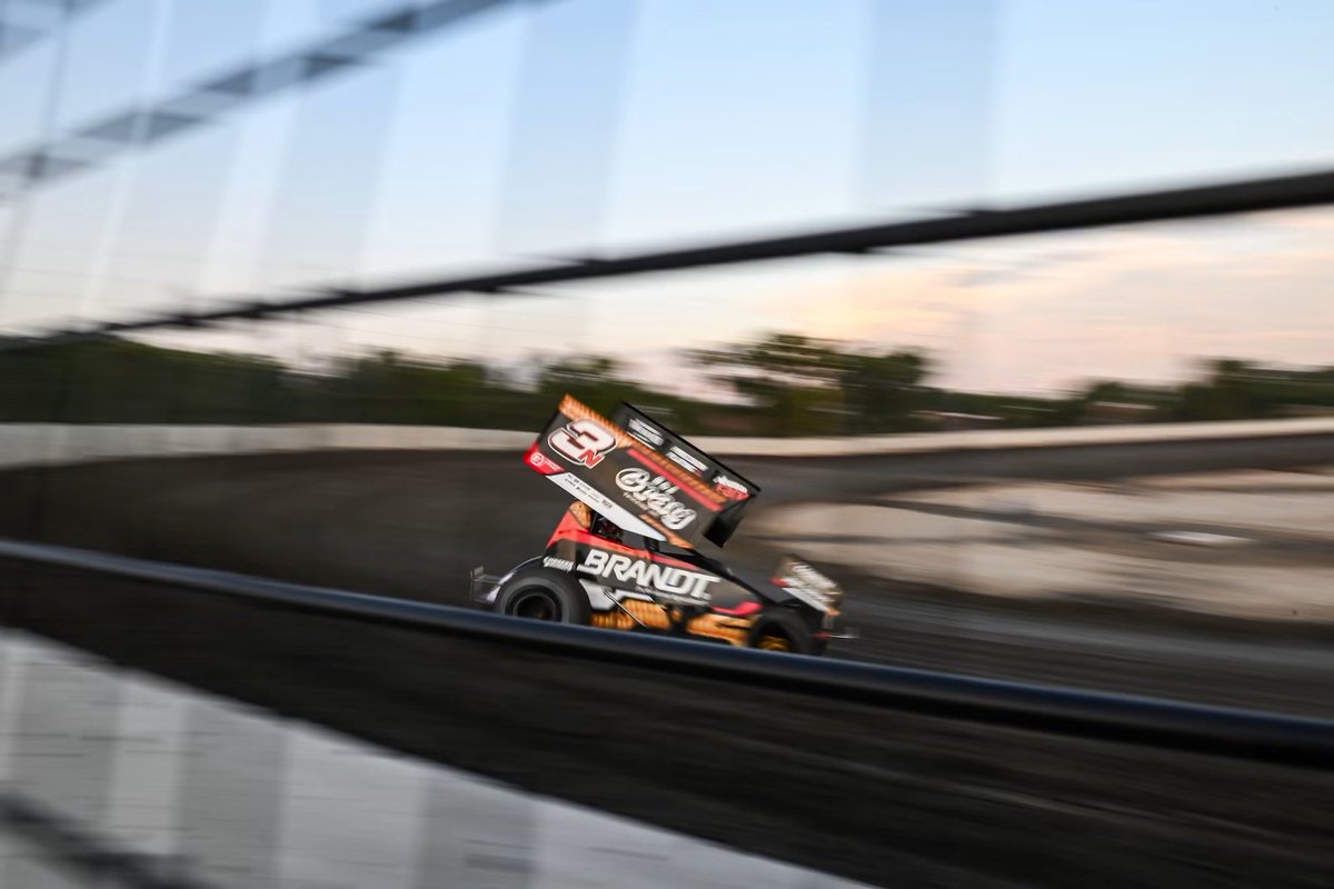 ChrisBlair4B's tweet photo. The first test session for the new @BelleCSpeedway went extremely well.  Lots of great feedback and excellent notes.  Everyone was smiling.   We even got to see @KeithKunz driving and a cage stand!   Who is ready for August 1?  @KKM_67 Midgets and Micros along with @DIRTcarRacing Mods and it will be broadcast on @FloRacing