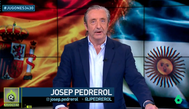 Footballcent_'s tweet photo. 🚨NEW: Josep Pedrerol (Spanish sports journalist) on Argentina's World Cup final celebrations:

🗣"Argentinians already think they're champions."

🗣 "They already think they've won the World Cup."

🗣 "They really had it in for England."

🗣 "Let them enjoy it... they don't know what's coming."

-elchiringuito