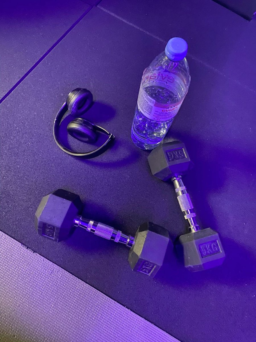 malecditto's tweet photo. Odeio vir na academia a tarde. 💪🏻 https://t.co/E1GktO69tU
