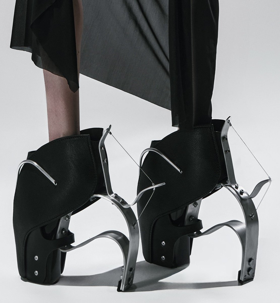 gastt_fashion's tweet photo. Footwear designed by Viktor Korn. https://t.co/fPYLNscW9B