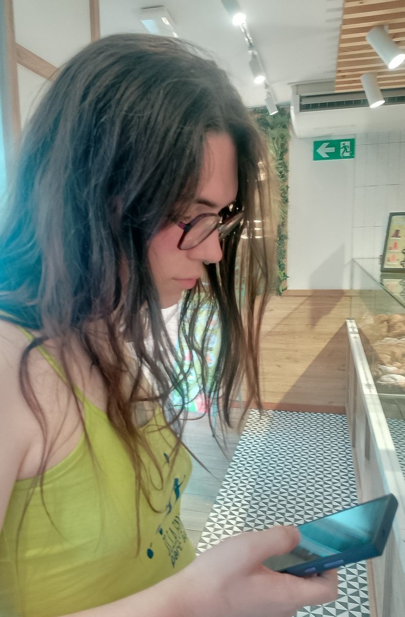 rawlesbiansex's tweet photo. mi beba toda quemada https://t.co/uTCEdQnixN