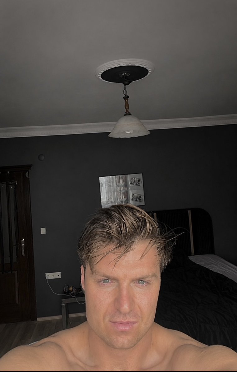 MrKudret7's tweet photo. 🙋‍♂️ https://t.co/vNOF3ZVdlz