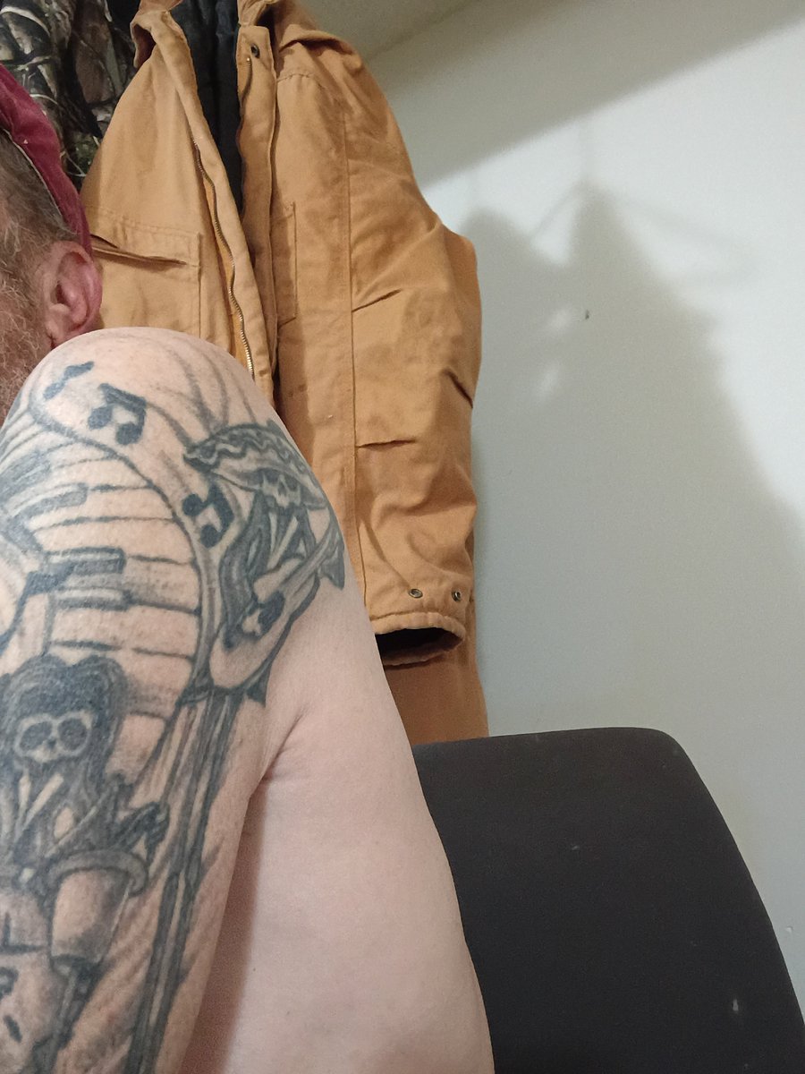 NameM81098's tweet photo. Thank you for asking my feedback  Please Grand River Health. Excellent job! Keep up the good 👍 work.

Keith M Press 
Former Rodeo Champion 🏆 
6 years in a row...

Tattoo; That's Helen ex -wife and Sydney Competitive Swimmer daughter https://t.co/Db9qsf8k5B
