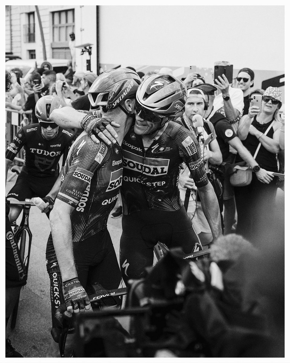 Jasperstuyven's tweet photo. Hattrick complete @Letour 🤝🤩

#TDF2026 https://t.co/pA3vz9cjgC