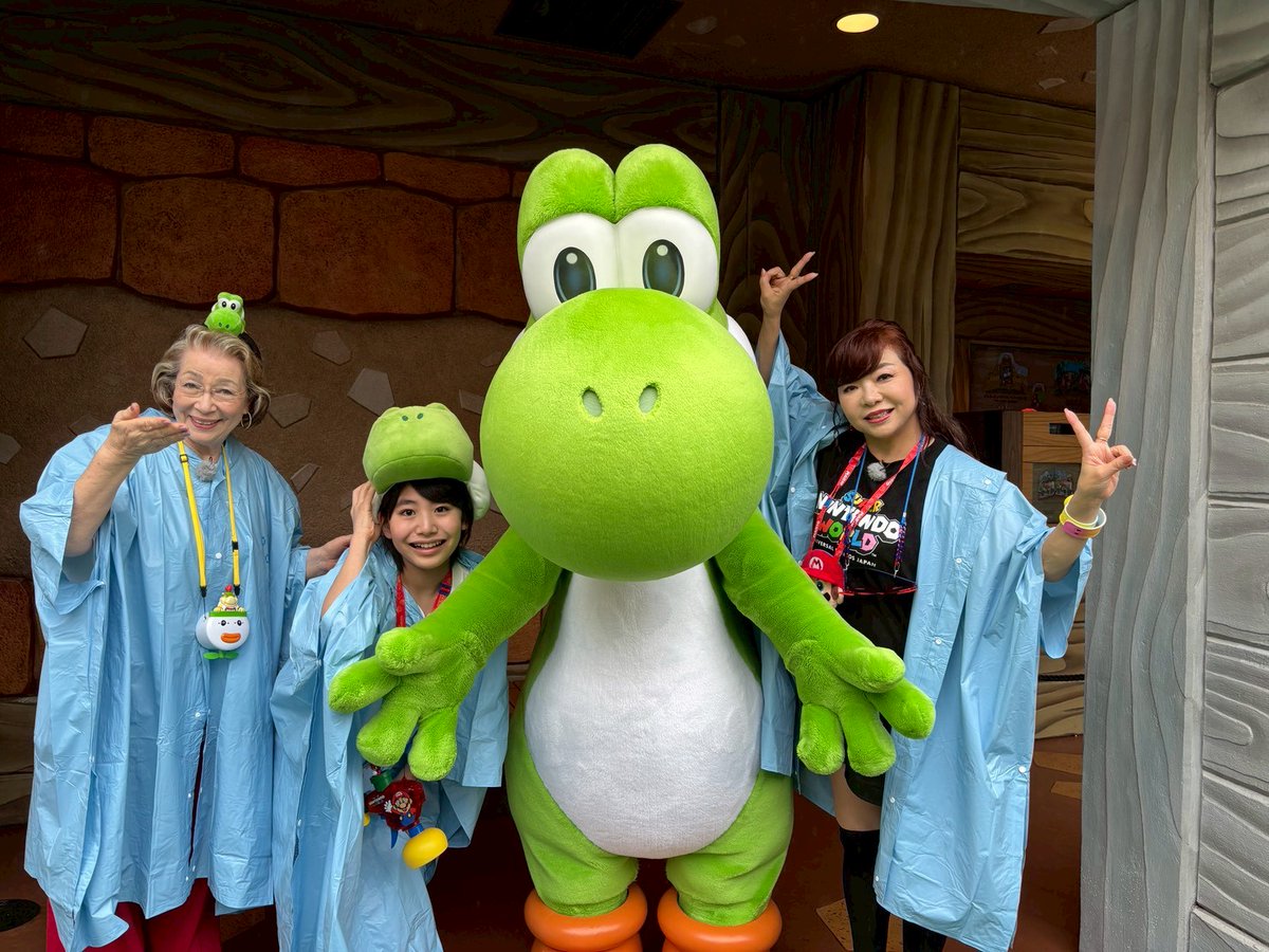 TVGweb's tweet photo. 「モモコのOH！ソレ！み～よ！」
7/18・25放送⏰

ハイヒール・モモコ、
重岡大毅（WEST.）らレギュラー陣が
岡野すこやかとUSJを満喫🌏

ロケ初参加の岡野は
先輩・重岡とのロケに大喜び💕
「僕のことも盾にしていて…（笑）」

https://t.co/rUB7UKeQ7S

#オーソレ https://t.co/UwFdzsv9PA