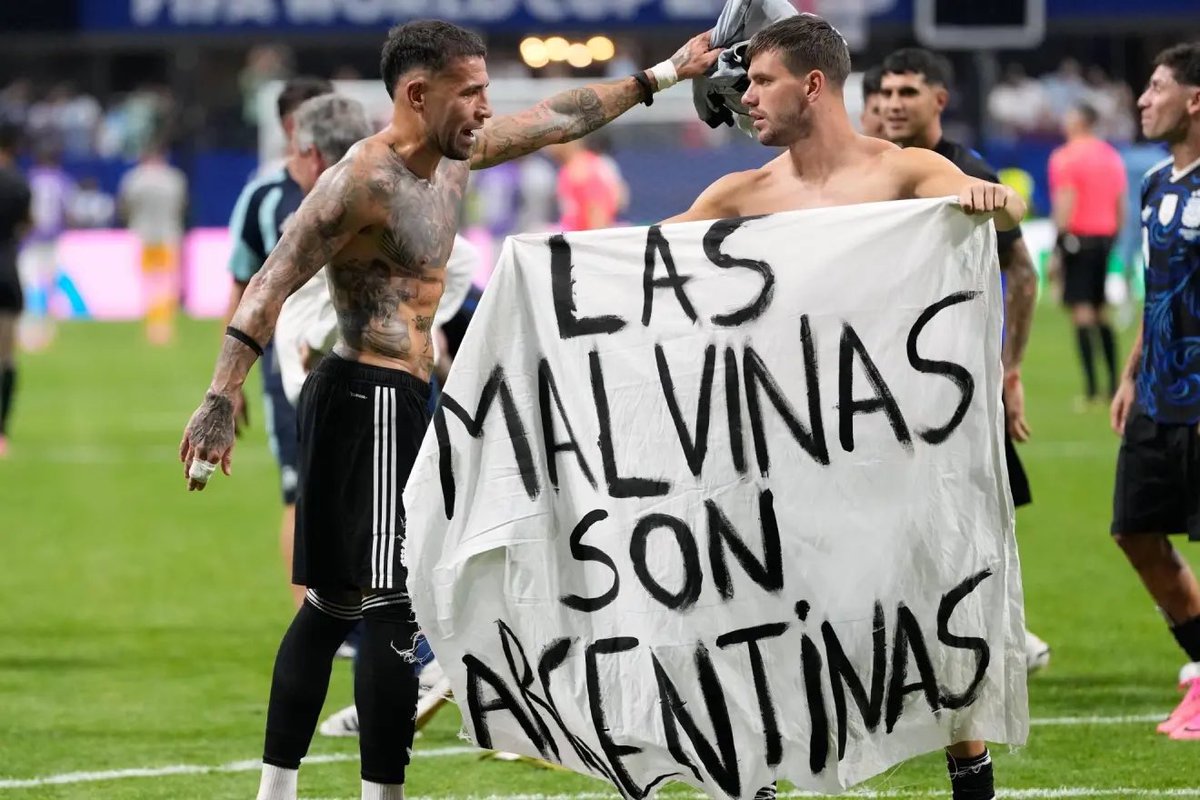 Copa_Lal's tweet photo. 🚨🚨🚨 MARCA |

الحكومة البريطانية تطالب الفيفا والديمقراطيين باتخاذ إجراءات لاستبعاد لاعبين من الأرجنتين من المباراة النهائية «كما حدث مع موراتا أو رودري» !!!! https://t.co/ef7lazKy0O