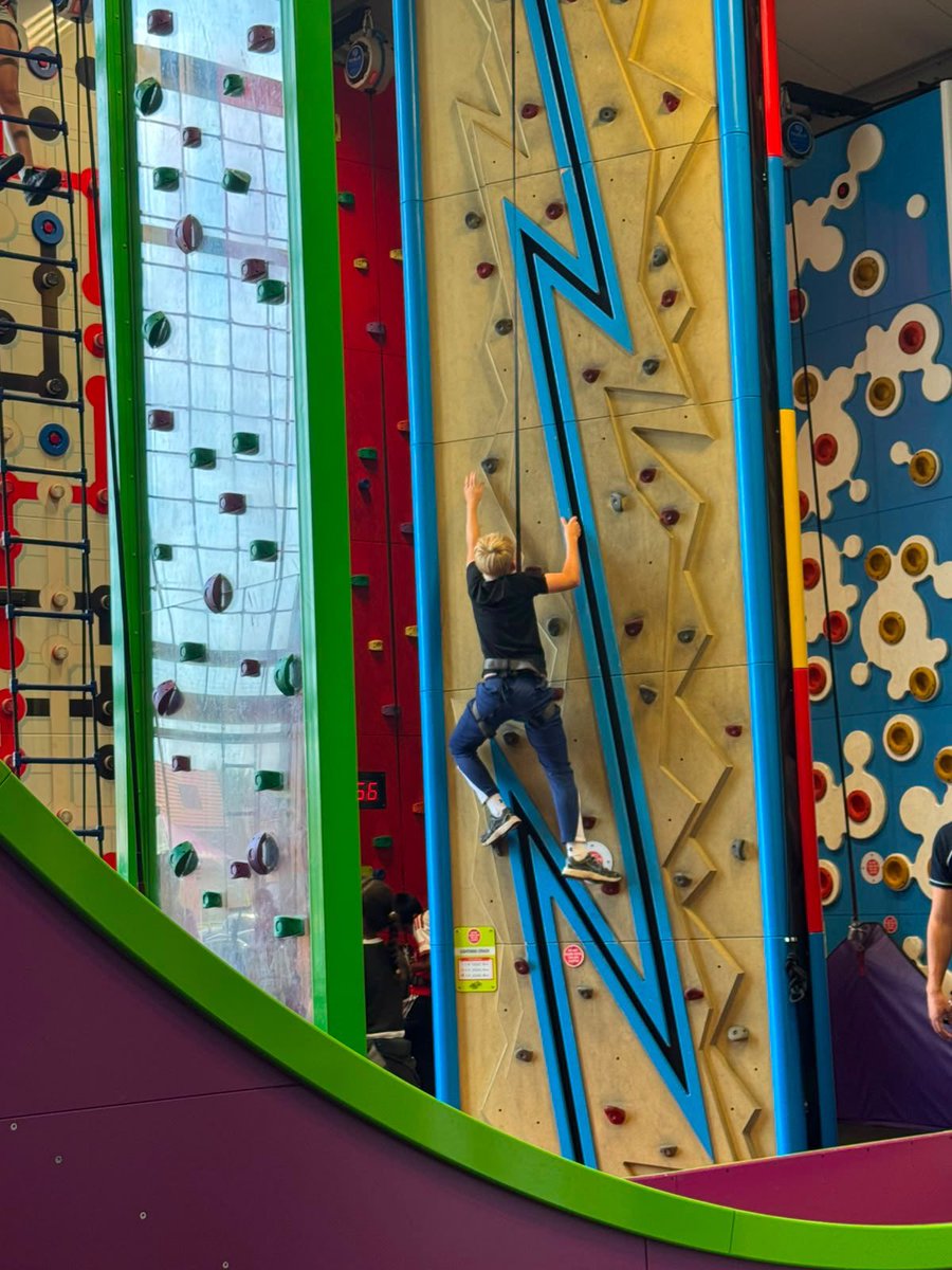 OrielHighSchool's tweet photo. Meanwhile the second Multi Sports group were @ooboundsuk ๐๐ง๐ #ActivitiesWeek2026 #DontLookDown #ClipAndClimb https://t.co/GsowanUwNr