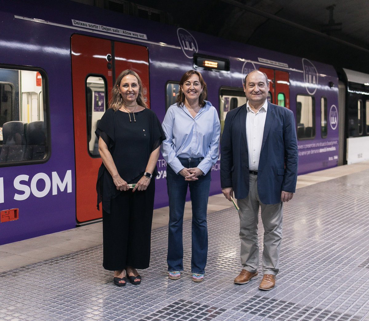 igualtatcat's tweet photo. 🚆 Fem del transport públic un espai segur.

280 nous Punts Liles als @FGC, per assegurar-nos que estem allà sempre que et calgui.

I per això, posem l’accent en dues paraules: prevenció i sensibilització. https://t.co/BQmL5UE5a4