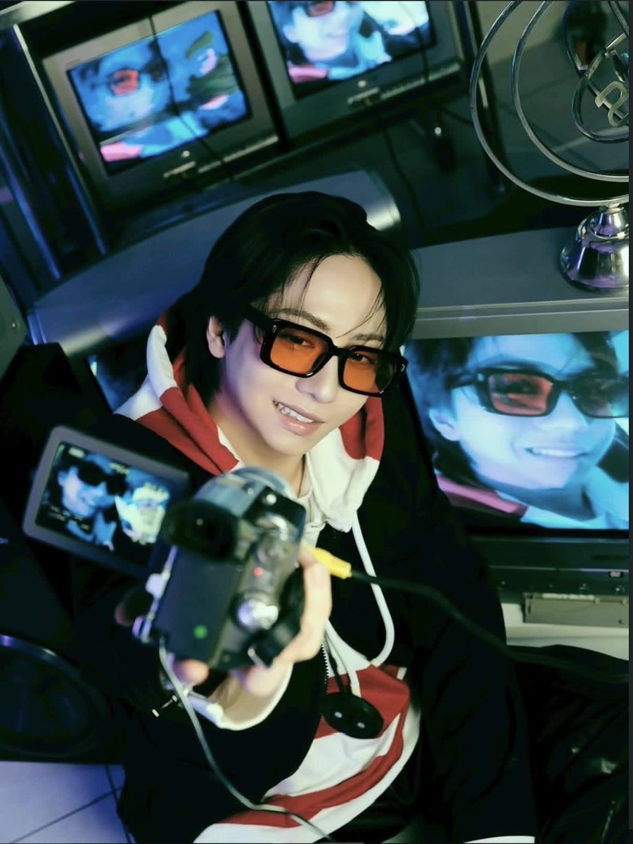 ri_me_07's tweet photo. これ生写真に入れて欲しい🥺 https://t.co/hMUisL0CHu