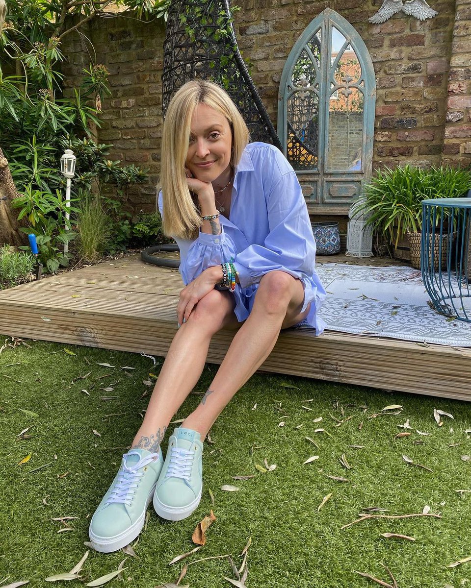 lociwear's tweet photo. @fearnecotton rockin her LØCI's 😍

#fitcheck https://t.co/GklzhPzHTl