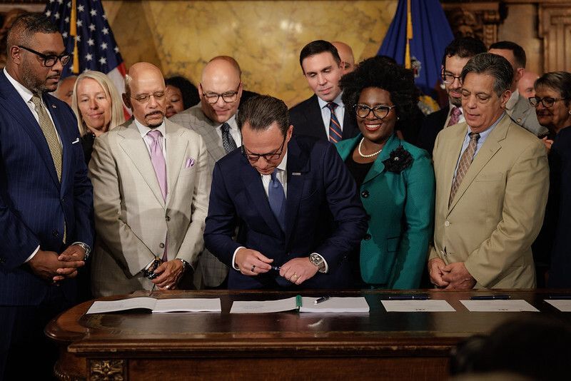 PaSenateDems's tweet photo. The 2026-2027 #PAbudget passed on Sunday.
This budget recognizes that families across Pennsylvania are struggling and aims to ease that burden by putting more money in their pockets. It is a responsible, balanced spending plan.
Learn more by visiting https://t.co/RtDapKM7uU https://t.co/dG4VoCF99T