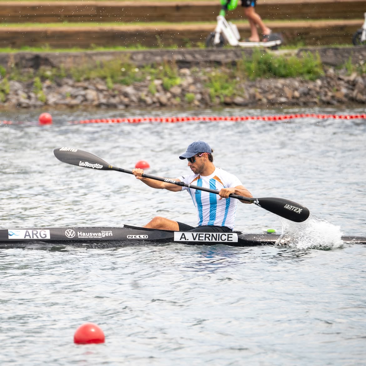 idendeportiva's tweet photo. En el Bassin Olympique de Parc Jean-Drapeau 🇨🇦, sede del Panamericano de #CanotajeVelocidad 🚣♂️, Agustín Vernice 🇦🇷 se consagró 🥇 en K1 1000 (✈ Lima 2027) y K2 500 junto a Gonzalo Carreras, fue subcampeon 🥈 en K1 500 y 3°🥉 en K4 500 junto a Itria, Carreras y Voisard
#COPAC https://t.co/jenoJrFaG6