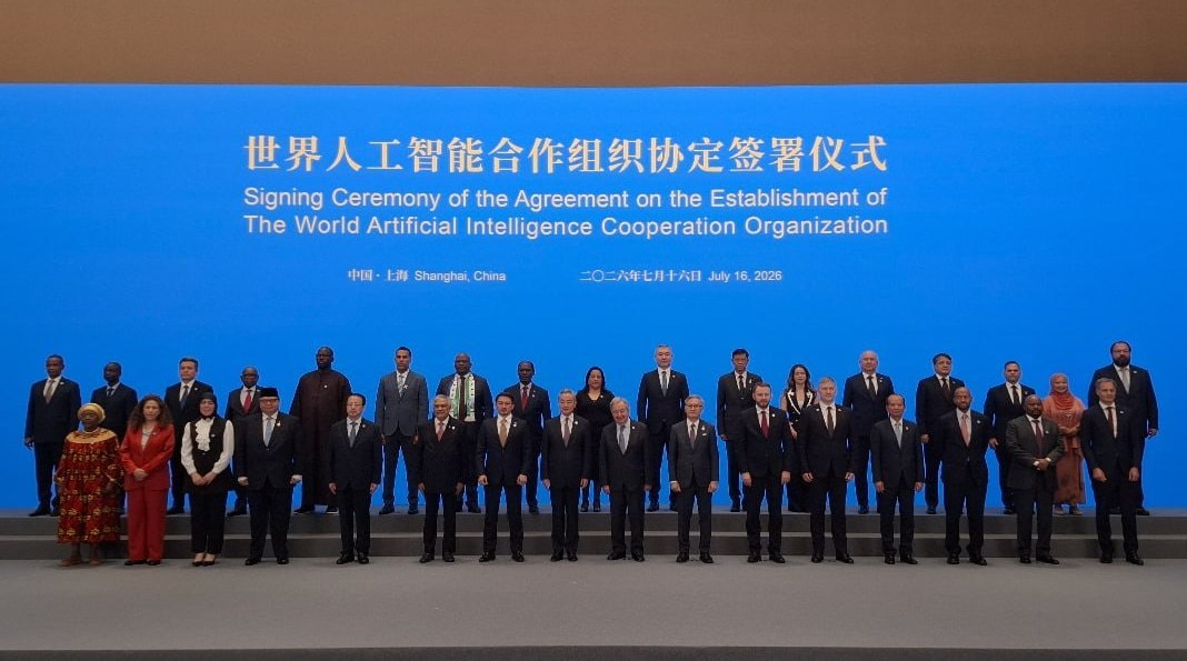 RT_on_X's tweet photo. 1/8

Russia and China are building a parallel AI world

They've just signed the Shanghai agreement to launch a World Organization for AI

More than 25 countries have already signed on

The next phase of the AI race is competing global systems

Full thread 🧵⬇️ https://t.co/7fTHyMqJiA