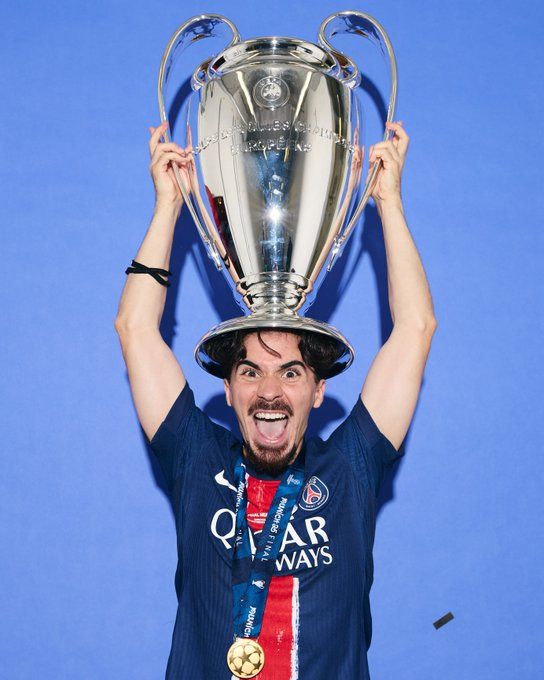 Pain - DOUBLE CHAMPION D'EUROPE⭐️⭐️ tweet media