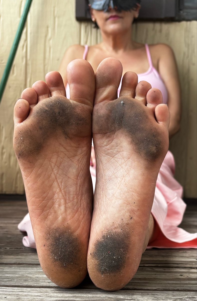 MistressMercs's tweet photo. I got my feet dirty but licked @QueenCoCo1122’s clean so she allowed me to post my dirty feet for you freaks to worship. Now you’re sending to me and thanking me. https://t.co/CnfdzkHTUc