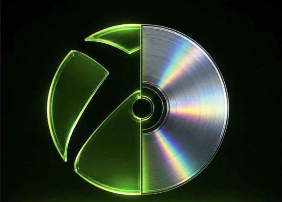 conkerax's tweet photo. Imaginez la prochaine conférence Xbox.

Le nouveau logo est là...il s'efface pour laisser place à ceci. La Helix est doté d'un lecteur 📀 Le pied de nez à Sony est total, c'est la revanche de l'E3 2013. 

"Comment prêter un jeu " 🤝

Vous réagissez comment ? 

@XboxFR on se follow, faites remonter qu'on ferait tous une énorme fête et beaucoup passeraient chez vous pour sûr. Vous nous préserverez du choix, feriez vivre les éditeurs, les magasins, tout un écosystème.

Qui sait dans la vie ? Même si on rêve très certainement.
C'est beau de dream après tout non ?

#CDWITHXBOX 💿✊
