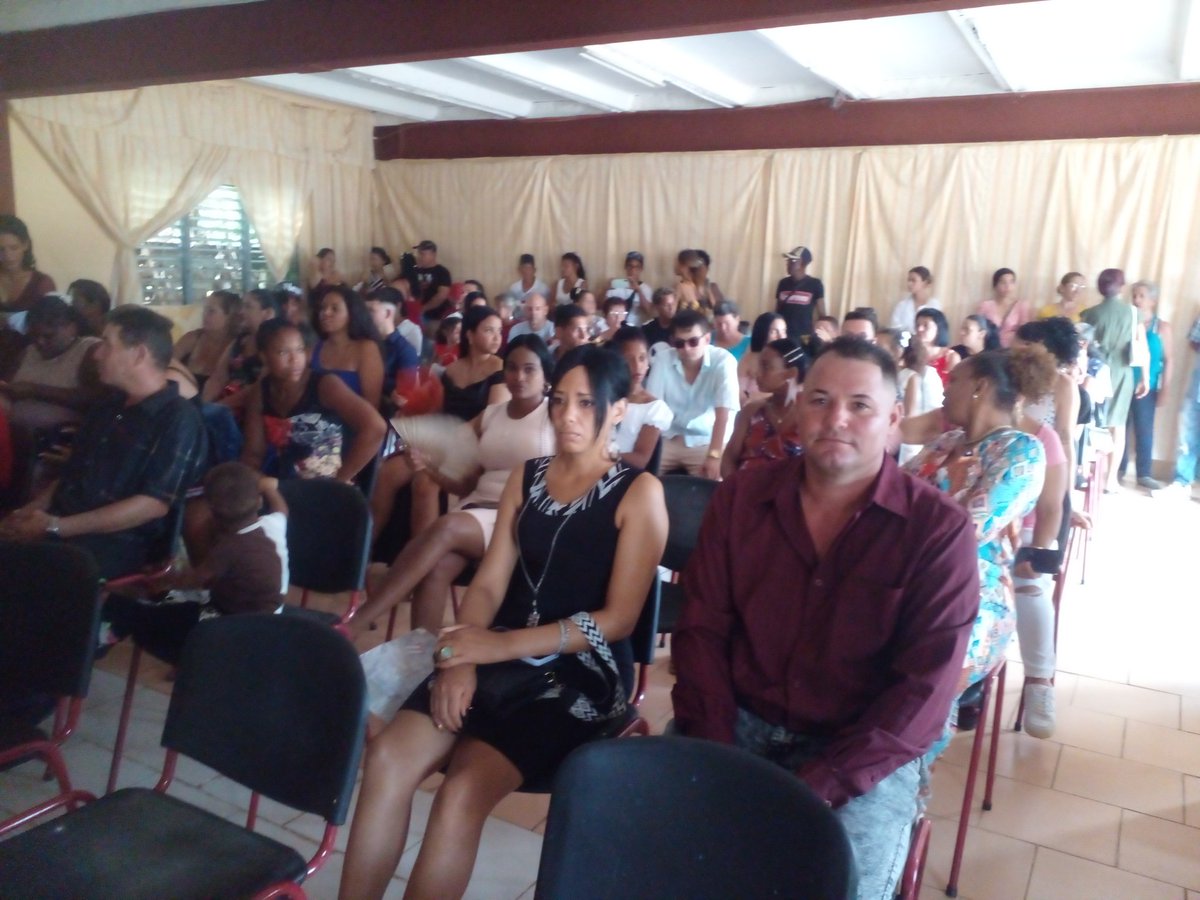 ZulemaGD91's tweet photo. Graduación del curso 2025-2026 de la UNICA en el municipio #1roDeEneroDeVictorias.
#CubaVencerá 
#LatirAvileño https://t.co/WBG5Ub56sD